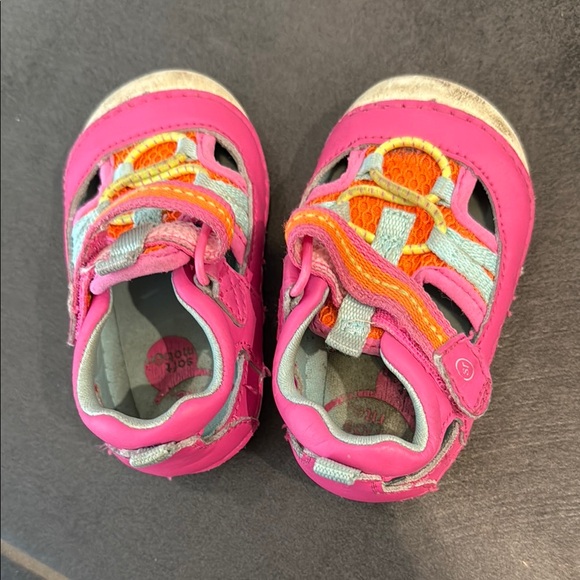 Stride rite pink sandals baby 4 - Picture 1 of 3